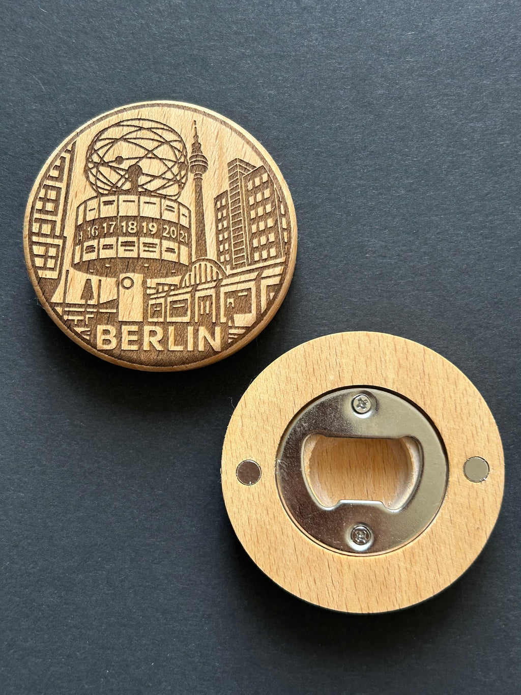 Alexanderplatz World Clock – Time in Berlin (B-027)