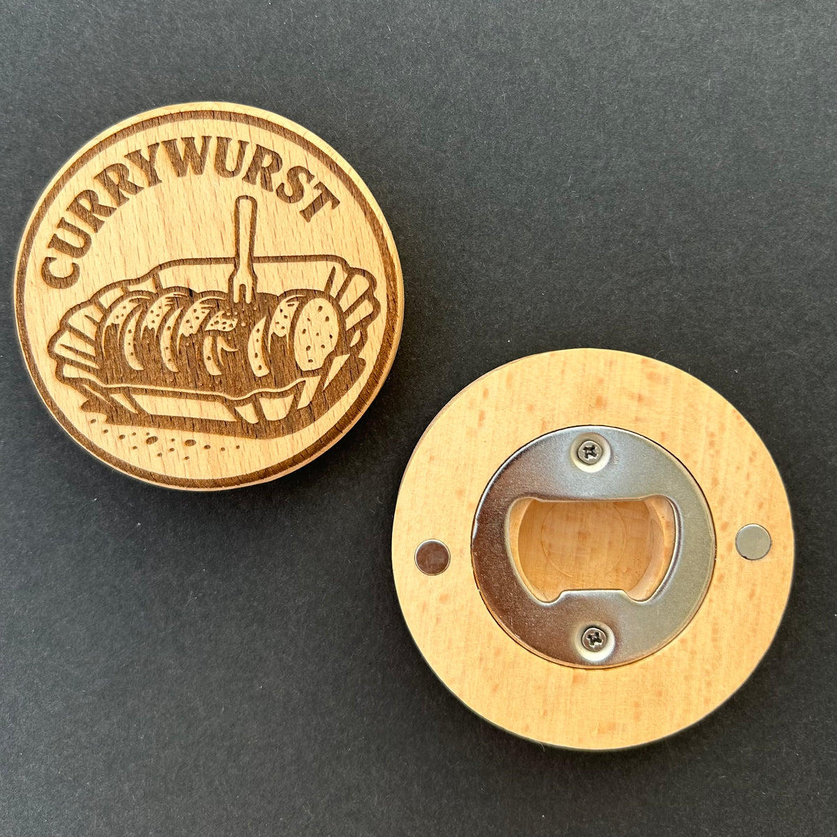 Currywurst Berlin – Street Food Memory (B-008)