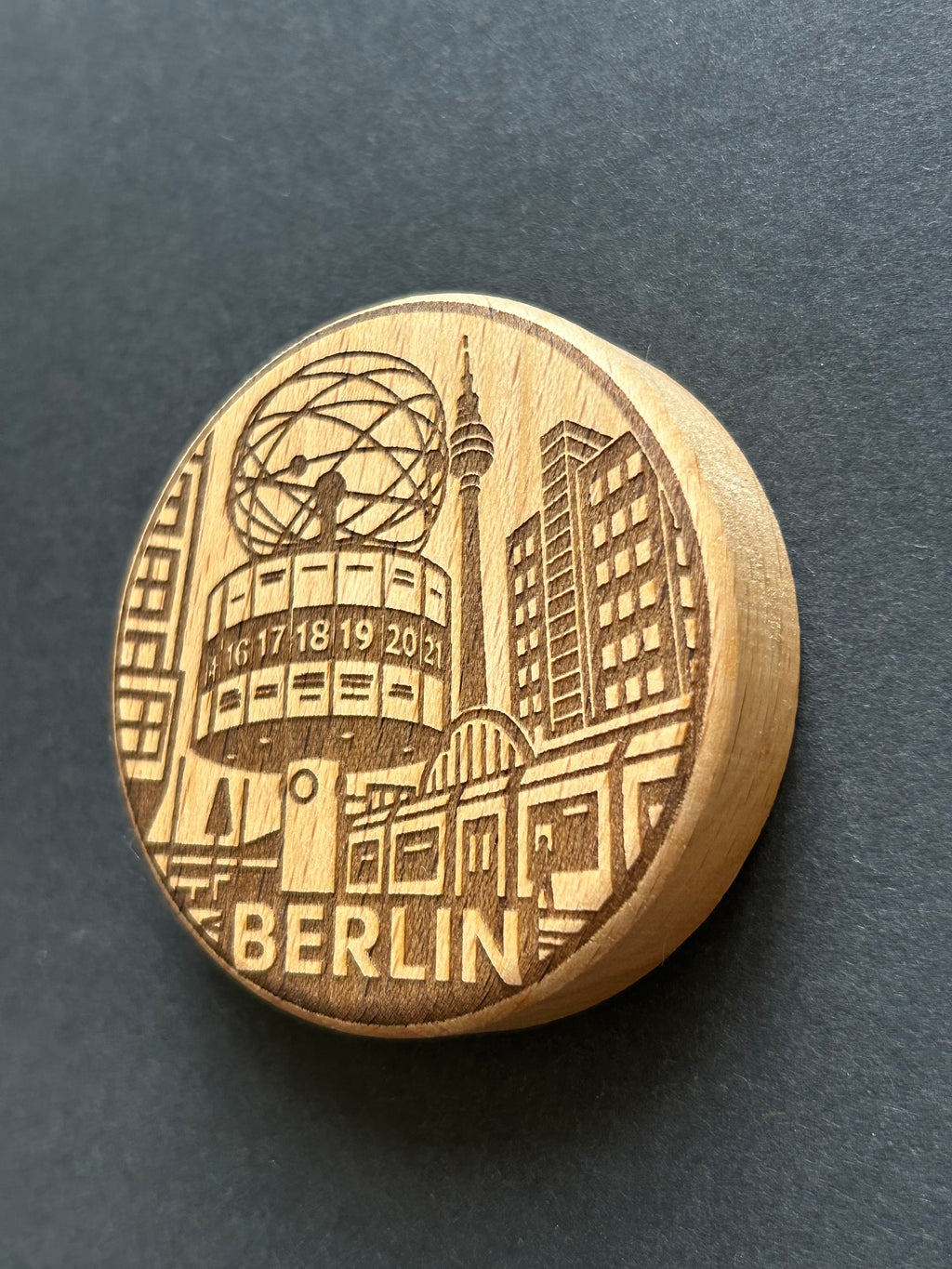 Alexanderplatz World Clock – Time in Berlin (B-027)
