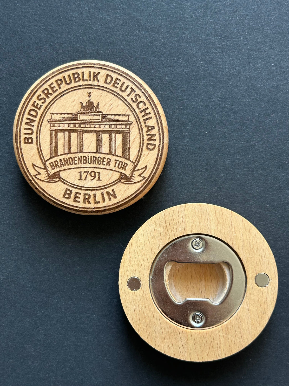Brandenburg Gate – Berlin’s Historic Passage (B-020)