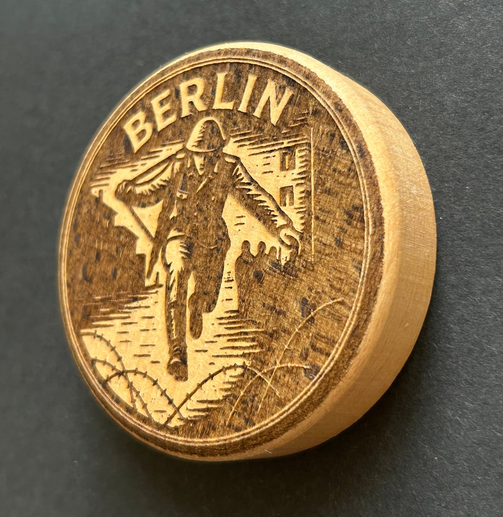 Leap into Freedom – Berlin 1961 (B-030)