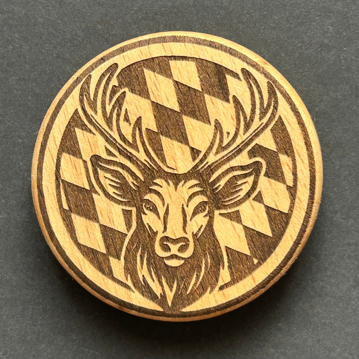 Bayerischer Hirsch – Waldemblem (M-007)