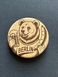 Berliner Bär mit Bier & Bratwurst (B-028)