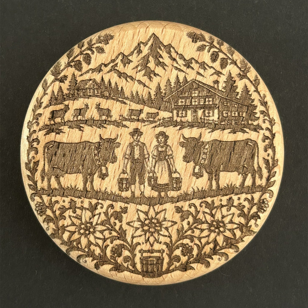 FLASCHENÖFFNER AUS HOLZ & KÜHLSCHRANKMAGNET Scherenschnitt Tradition (SW-0016)