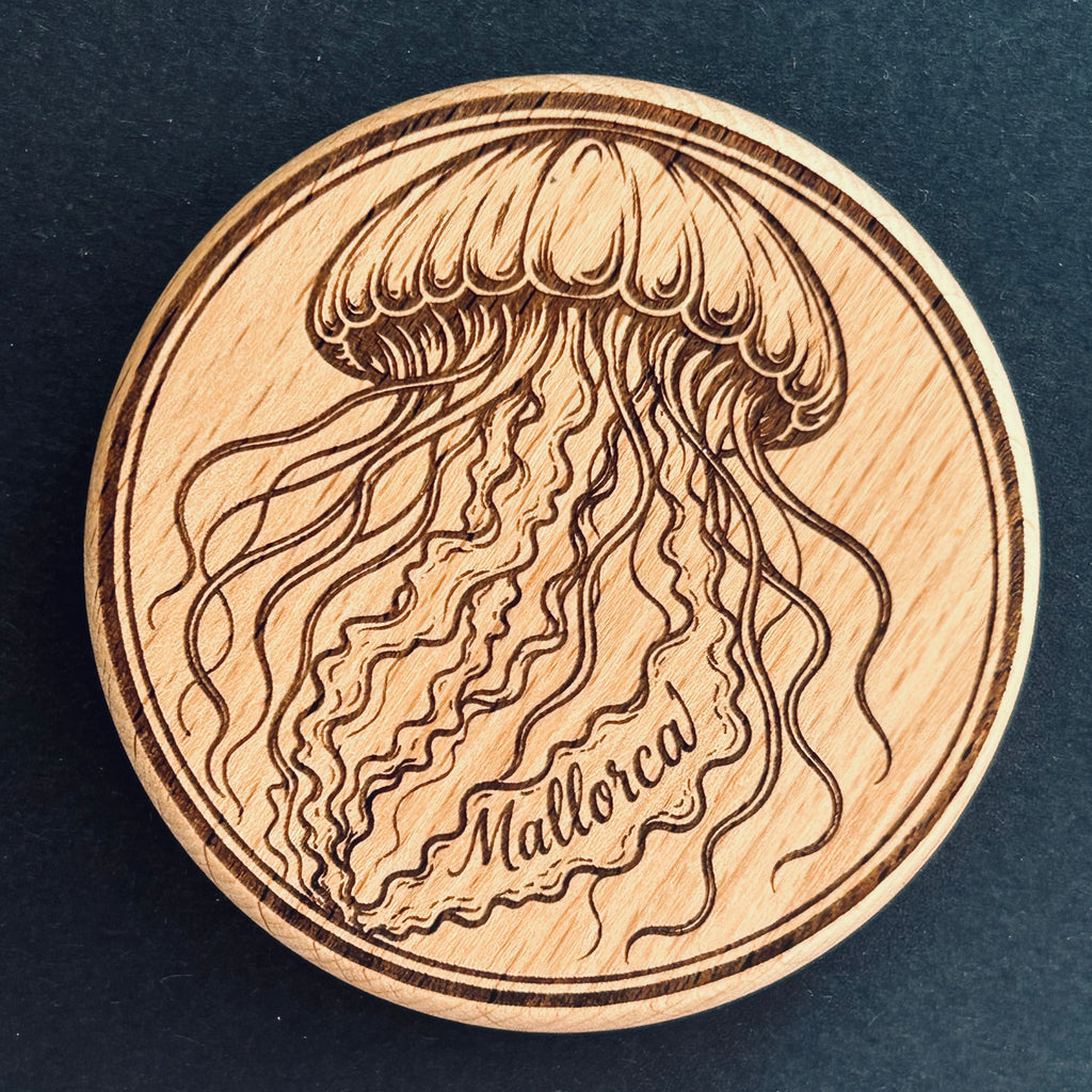 Magnetic Wooden Bottle Opener – Mallorca Jellyfish (MC-025)
